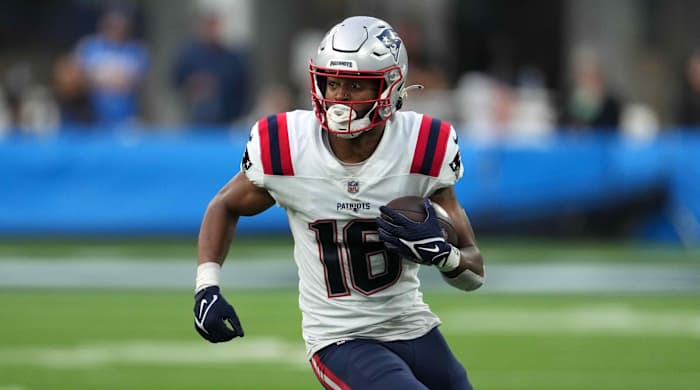 Patriots wide receiver Jakobi Meyers (16) carries the ball during a game against the Chargers.